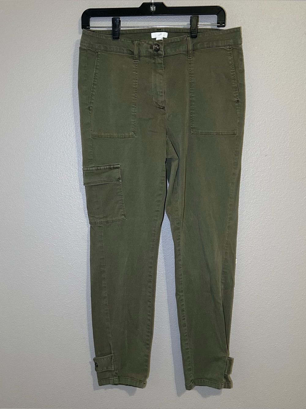 J. Jill Olive Green Tapered Ankle Tabs Utility Cargo Pants Women’s Size 10